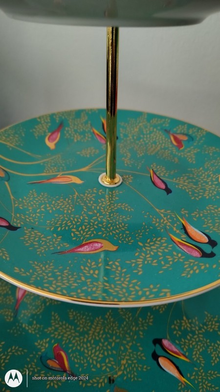 Portmeirion Sara Miller Chelsea 3 Tier Cake Stand - with Gold Detailing gallery