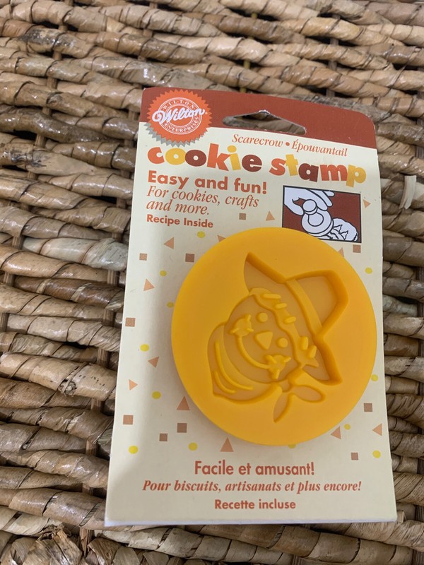 Wilton Fall Cookie Stamps – Scarecrow