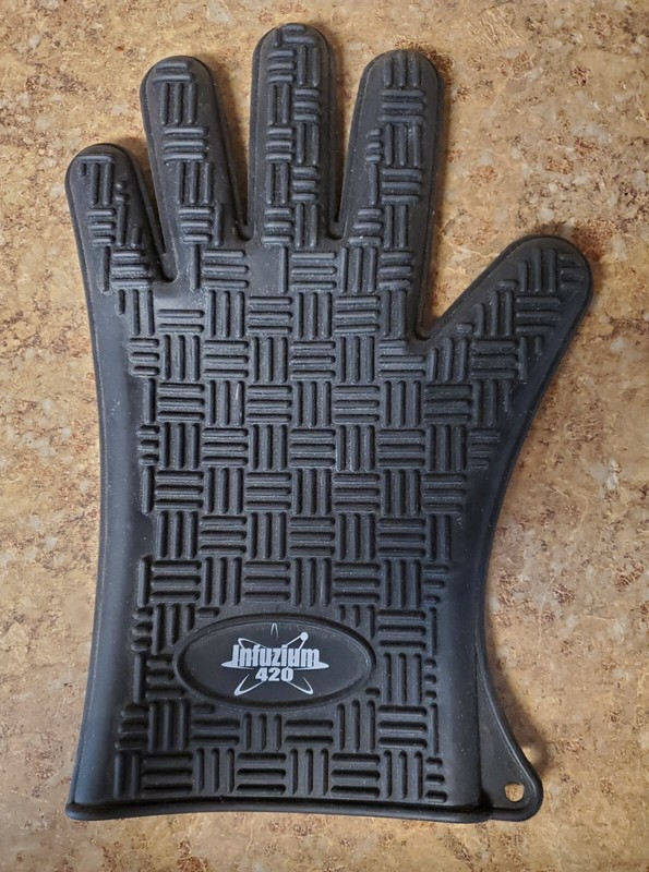 Black Infuzium Silicone Glove