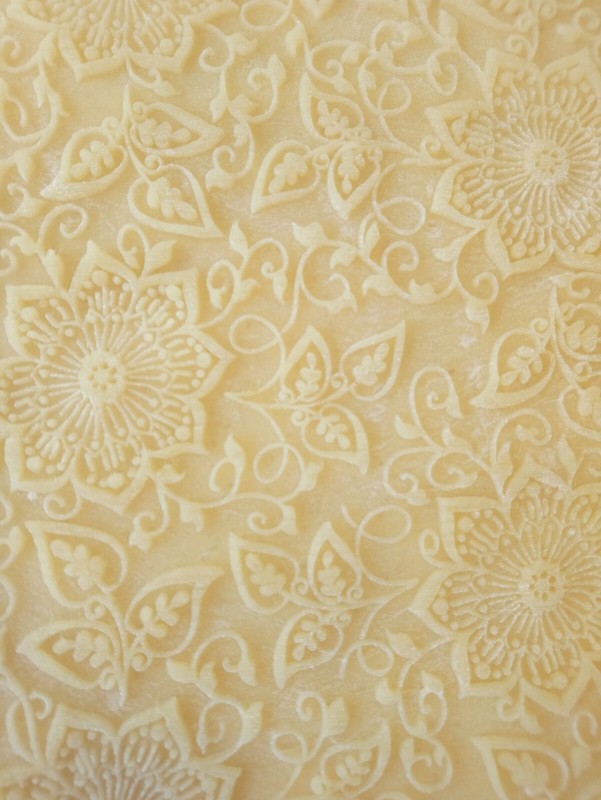 Dandelion Carved Rolling Pin Embossing Dough roller Cookie Mold Cake Baking gallery