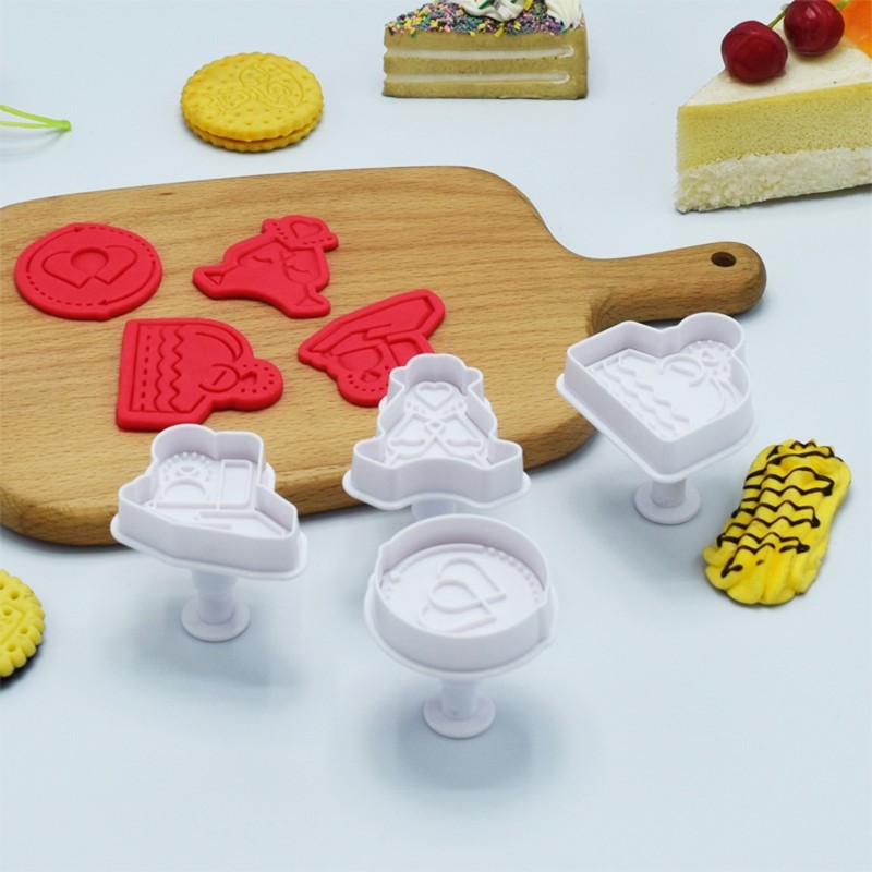 4 Pieces 3D Valentine s Day Theme Cookie Cutters Set for Baking Gift Durable gallery