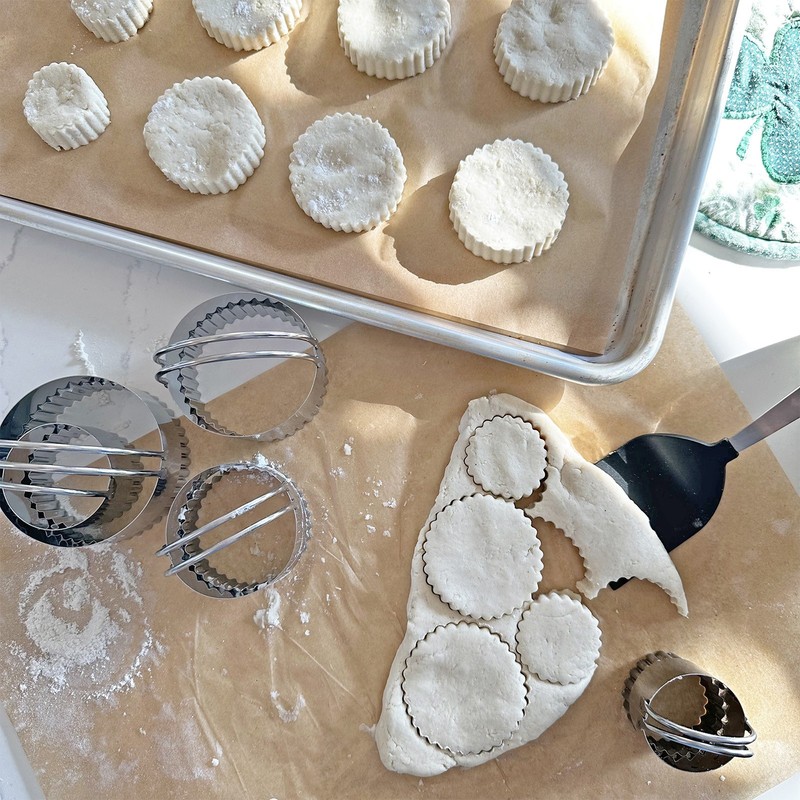 R&M Fluted Biscuit Cutter Set, 2 Inch & 2.75 Inch, Stainless Steel gallery