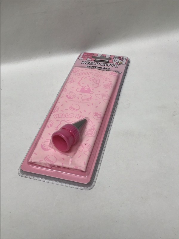 Handstand Kitchen Hello Kitty Frosting Bag Decorating Kit Pink J1 gallery