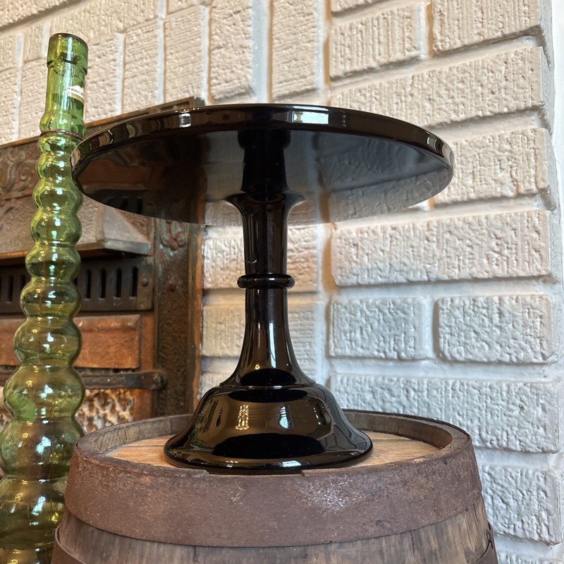 WEST ELM BLACK GLOSSY GLASS PEDESTAL CAKE STAND – USA