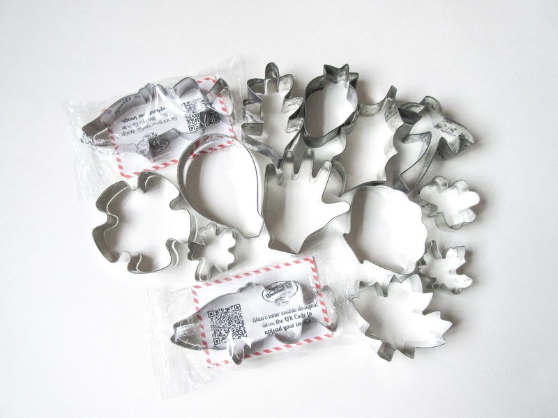 14 Cookie Cutters Pastry Fondant Clay, Bass Fish Leaf Hand Strawberry Palm Tree gallery
