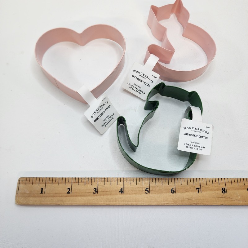 Wondershop Target DOG CAT HEART Metal Cookie Cutters for Baking or Crafting NEW gallery