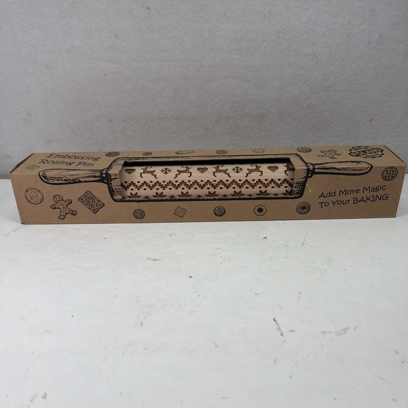 Vintage Style Wood Embossed Rolling Pin for Patterned Cookies & Baking