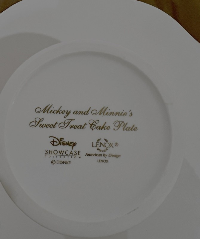 Lenox Disney Mickey Minnie Sweet Treat Cake Plate Stand Showcase gallery