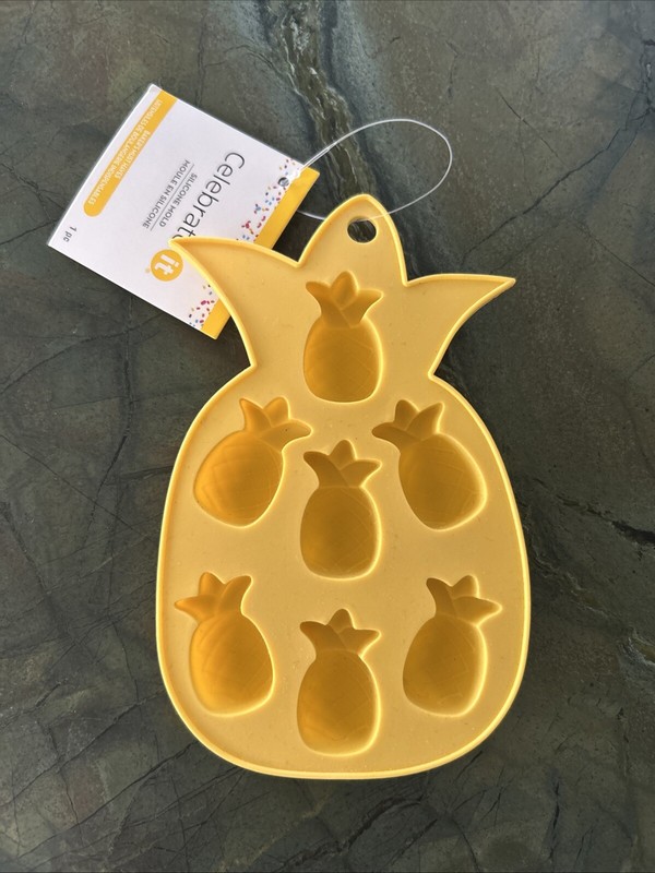 Silicone 7- cavity Pineapple Shape Mold makes bite size 1.5" gallery