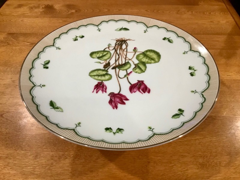 AUTHENTIC VTG GEORGES BRIARD PORCELAIN VICTORIAN GARDEN FOOTED CAKE COOKIE STAND gallery