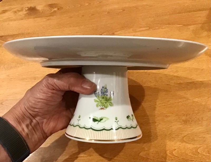 AUTHENTIC VTG GEORGES BRIARD PORCELAIN VICTORIAN GARDEN FOOTED CAKE COOKIE STAND gallery