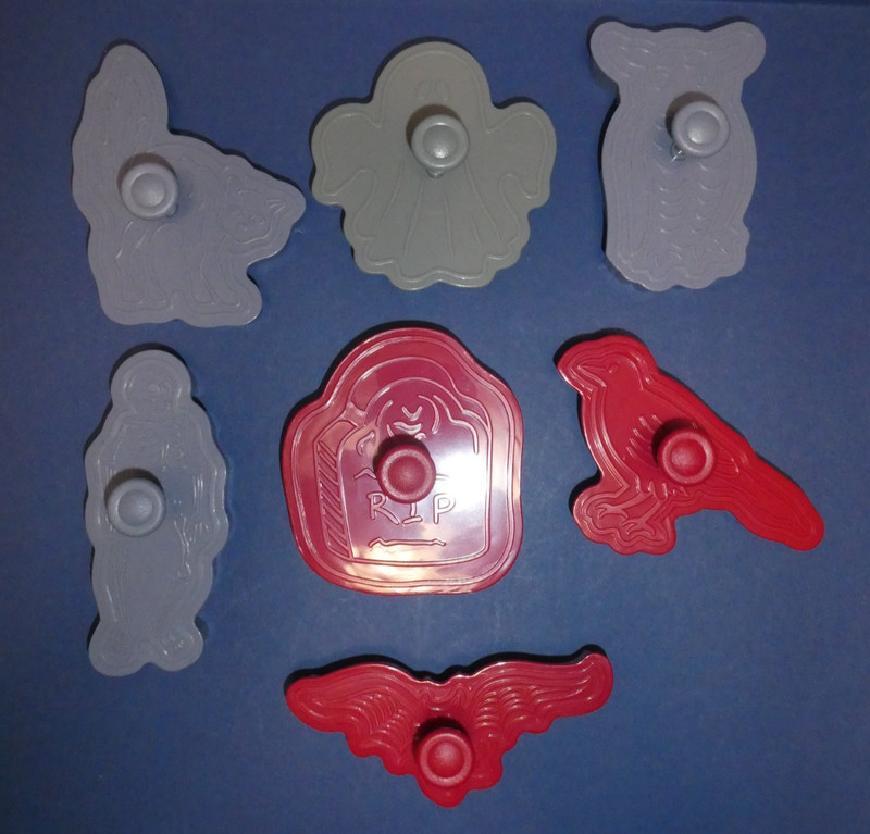 NEW, UNUSED LOT OF 7 HALLOWEEN THEME 3"-4" COOKIE STAMPS - ALL DIFFERENT DESIGNS gallery