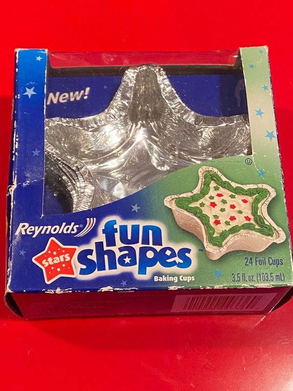 1 Pack Reynolds Fun Shape 24 Baking Cups STAR Shape 3.5 fl. oz *NEW* cc1