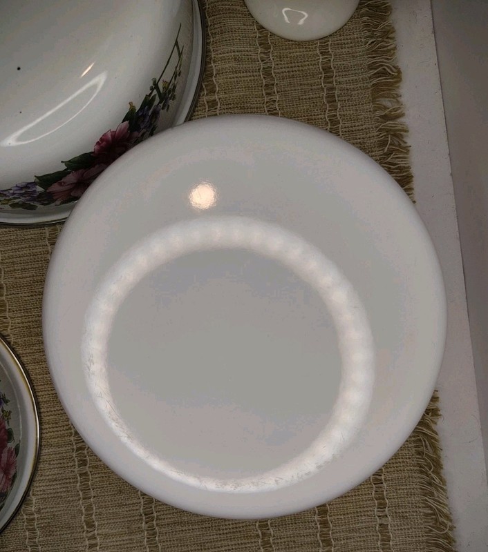 Vintage Set - 3 Enameled Metal Nesting Mixing Bowls Pink Roses Purple Flower 90s gallery