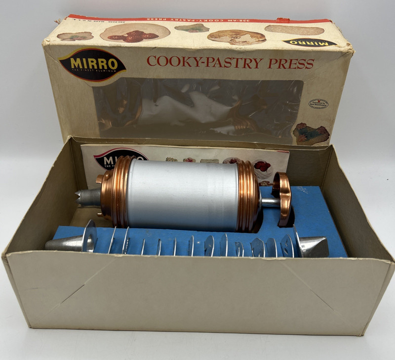 Mirro 358AM Aluminum Cookie Cooky & Pastry Press 12 Discs & 3 Tips Original Box gallery