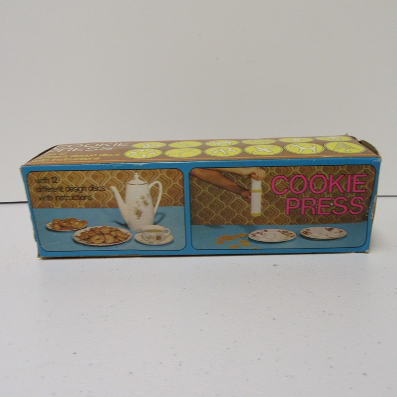 Vintage J.S.N.Y. Cookie Press NR 9747 w/ 12 Design Discs Made in Hong Kong gallery