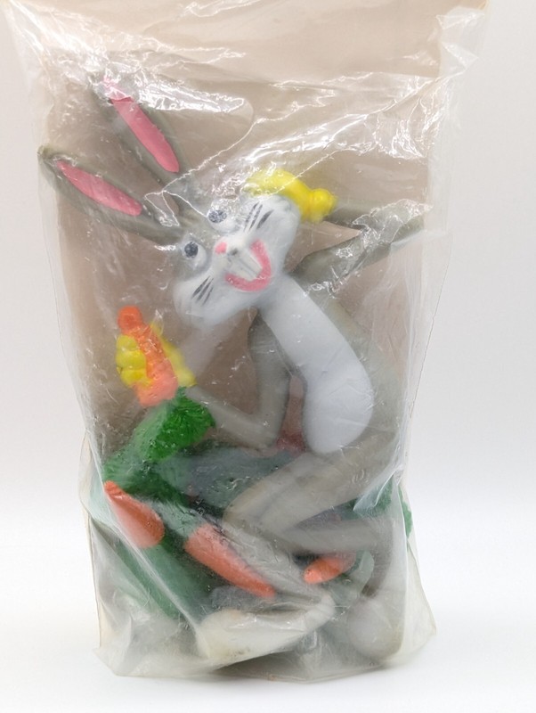 Vintage Wilton Cake Tops - Bugs Bunny w/ 6 Carrot Candle Holders (1979) NOS NEW! gallery