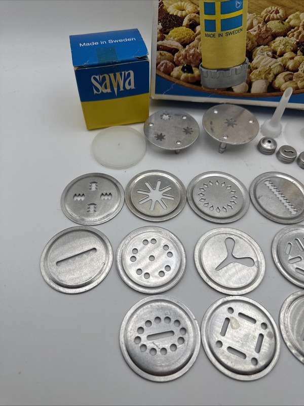 Sawa 2000 Deluxe Cookie Press & Biscuit Maker Made In Sweden VTG Complete gallery