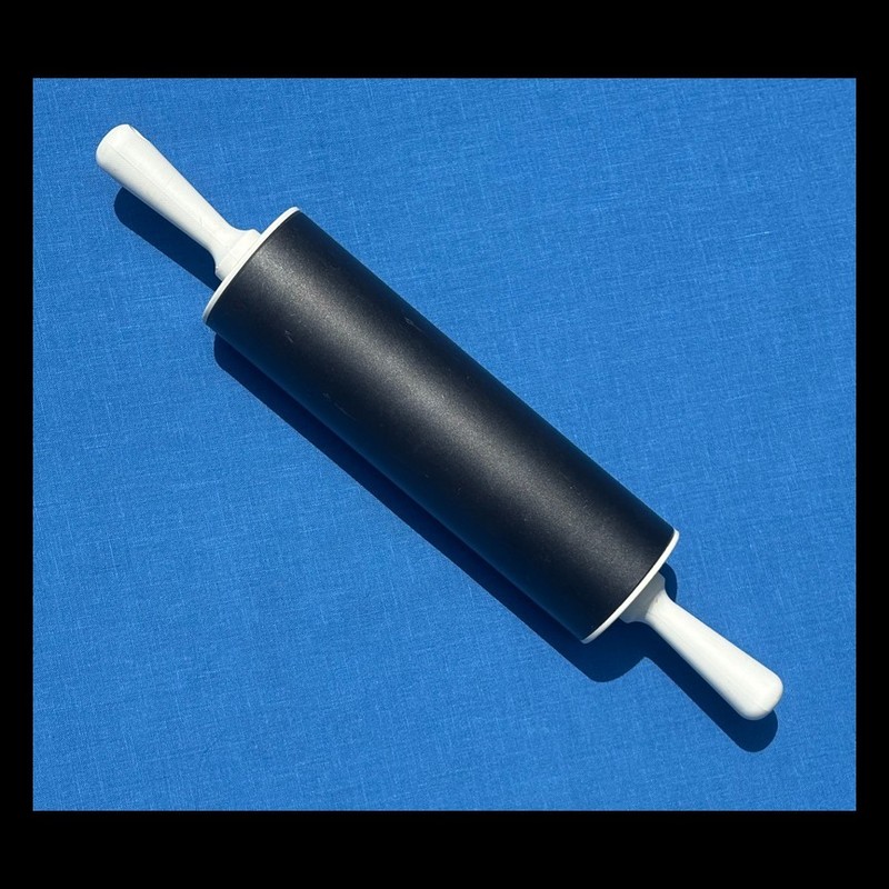 Nordic Ware Metal Non-Stick 10 Inch Rolling Pin EUC