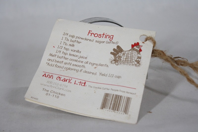 ANN CLARK LTD TIN HANDLED CHICKEN SHAPED COOKIE CUTTER + RECIPE NEW WITH TAGS gallery