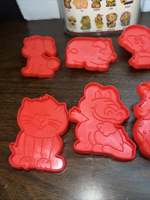 11 Piece Red Plastic Animal Cookie Cutter Set w/ Storage Container & Recipe gallery