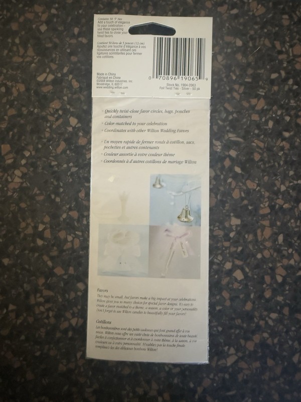 Wilton Foil Twist Ties Silver 50 Pack – 5” gallery
