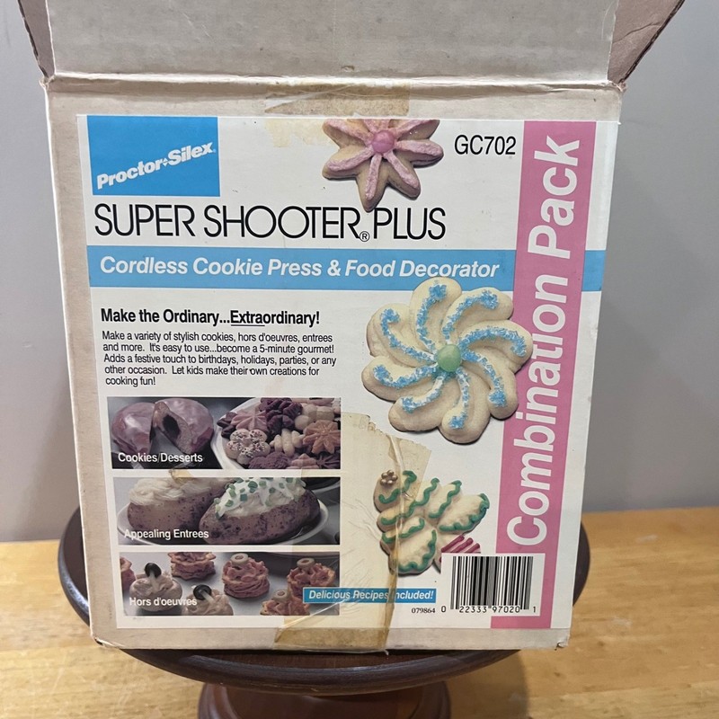 Vtg Proctor Silex Super Shooter Plus GC702 Cordless Cookie Press Combo Pack gallery