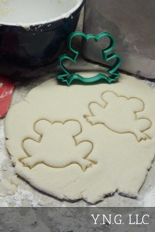 FROG OUTLINE POND TOAD AMPHIBIAN WATER CREATURE ANIMAL COOKIE CUTTER USA PR2041 gallery