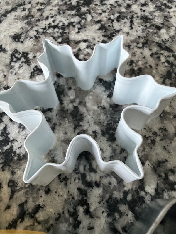 Cookie Cutters Lot Of 3 Stars And Snowflake Stainless Steel Baking gallery