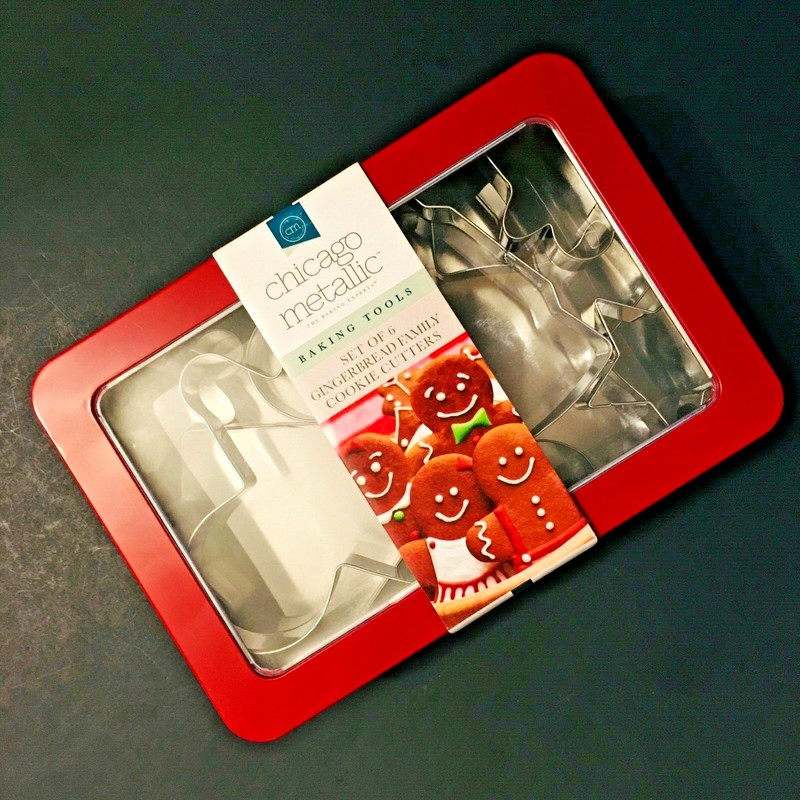 Gingerbread Cookie Cutter Chicago Metallic Set of 6 In Red Tin Box gallery