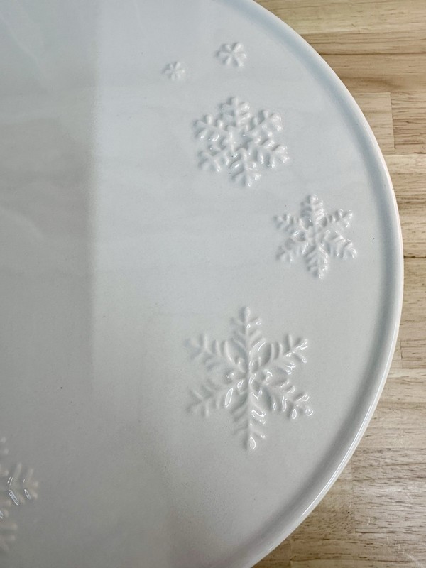 Hallmark Snowflake 10" Cake/Dessert Pedestal Plate - Embossed Snowflake Design gallery