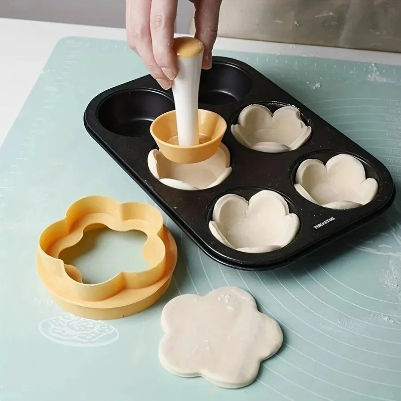 Flower Dough Press Mold Pastry Tamper Cutter Cake Cup Biscuit Baking Tool gallery