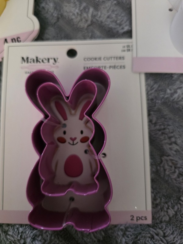 Makery Easter Cookie Cutter & Stamp Set – Bunny Carrot Flower – 8 Pieces New gallery