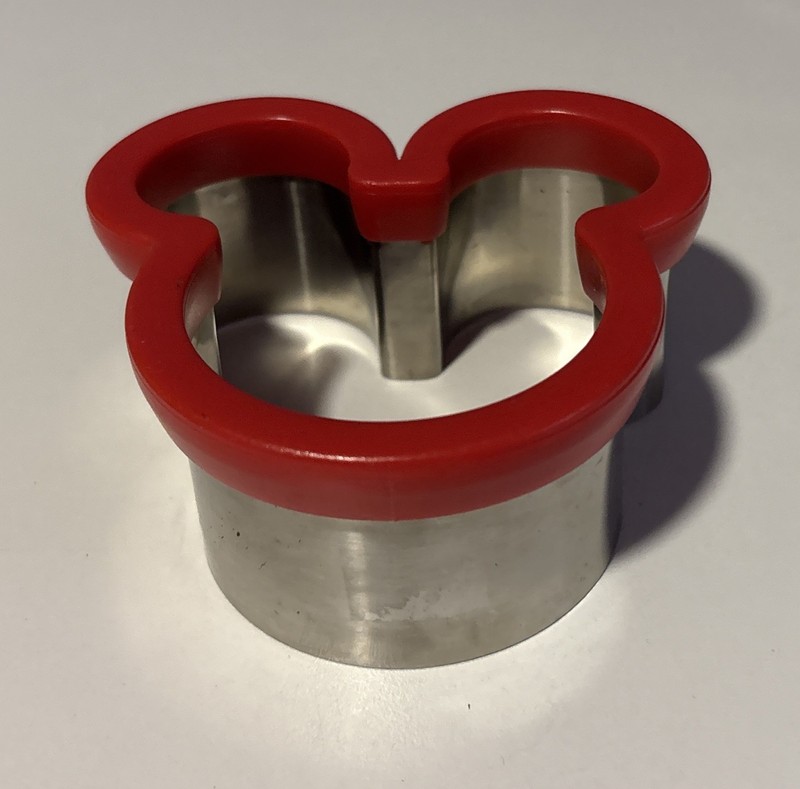 Mickey Mouse Head Shape Deep Cutting Cookie Cutter Metal Red Edge 3.75” gallery