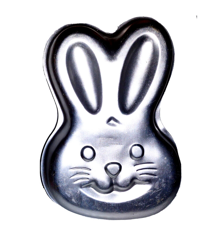 VTG Wilton EASTER BUNNY RABBIT Cake Pan Mold Paper Insert 2003 Unused #2105-2074 gallery