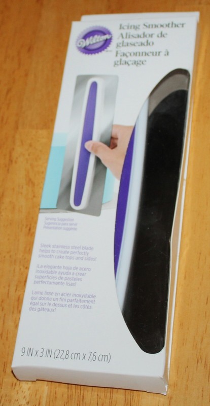 Wilton ~ ICING SMOOTHER #417-1648 – Purple/White Metal & Plastic 9×3″ – New
