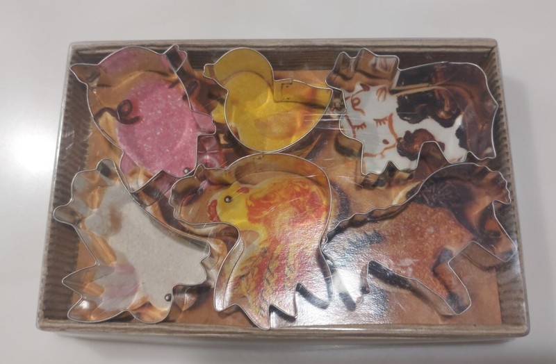 6 Piece Farm Animal steel Cookie Cutter set NEW Kids Children Kitchen Baking F-S