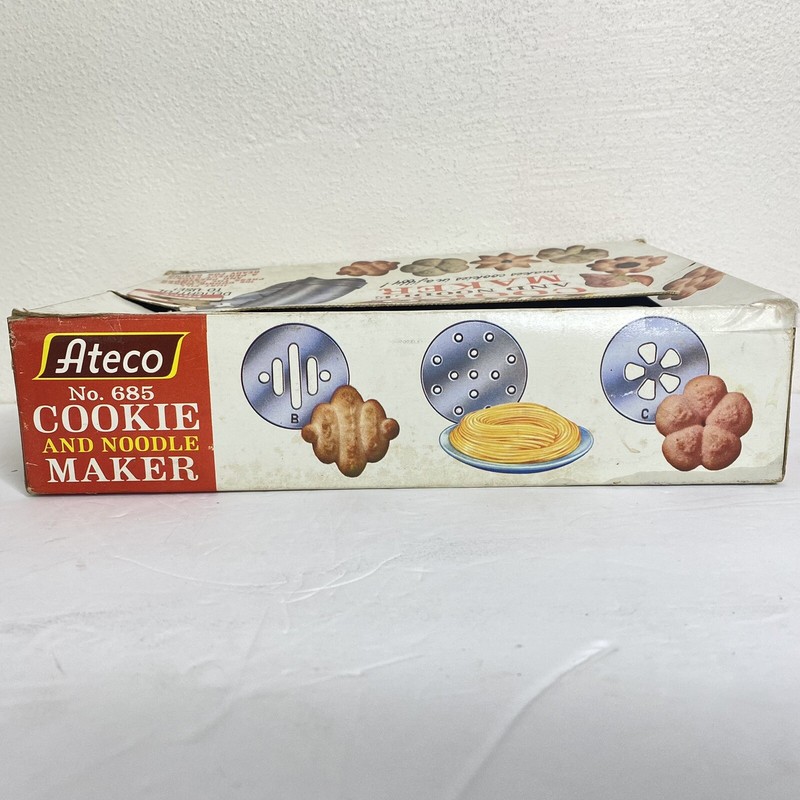 Vintage Ateco The Original Cookie & Noodle Maker #685 USA Complete! 10 Patterns! gallery