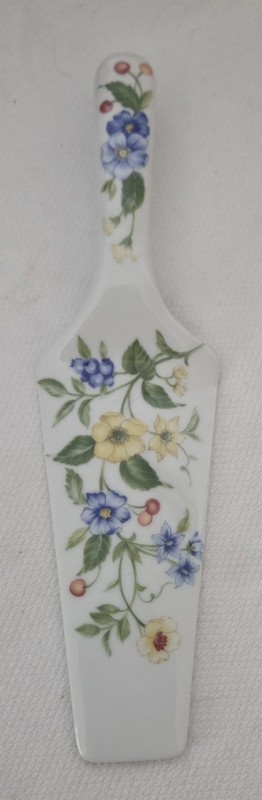 Vintage Andrea by Sadek “Springtime” Decorative Floral Cake Plate W/server Japan gallery