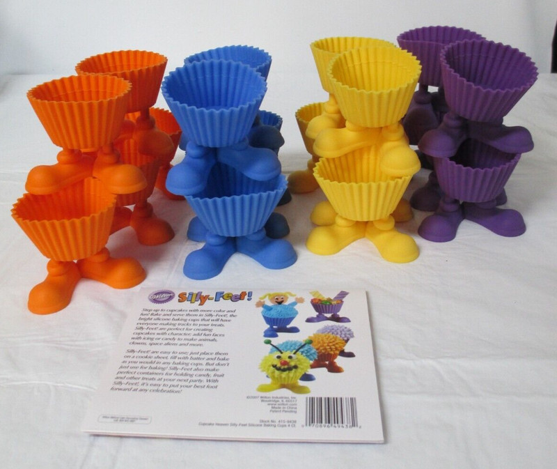 20 WILTON Silly Feet Silicone Baking Cups Cupcakes Assorted Colors