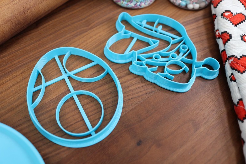 Yoshi's Island Characters Cookie Cutters - Baby Bowser, Baby Mario, Kamek, gallery
