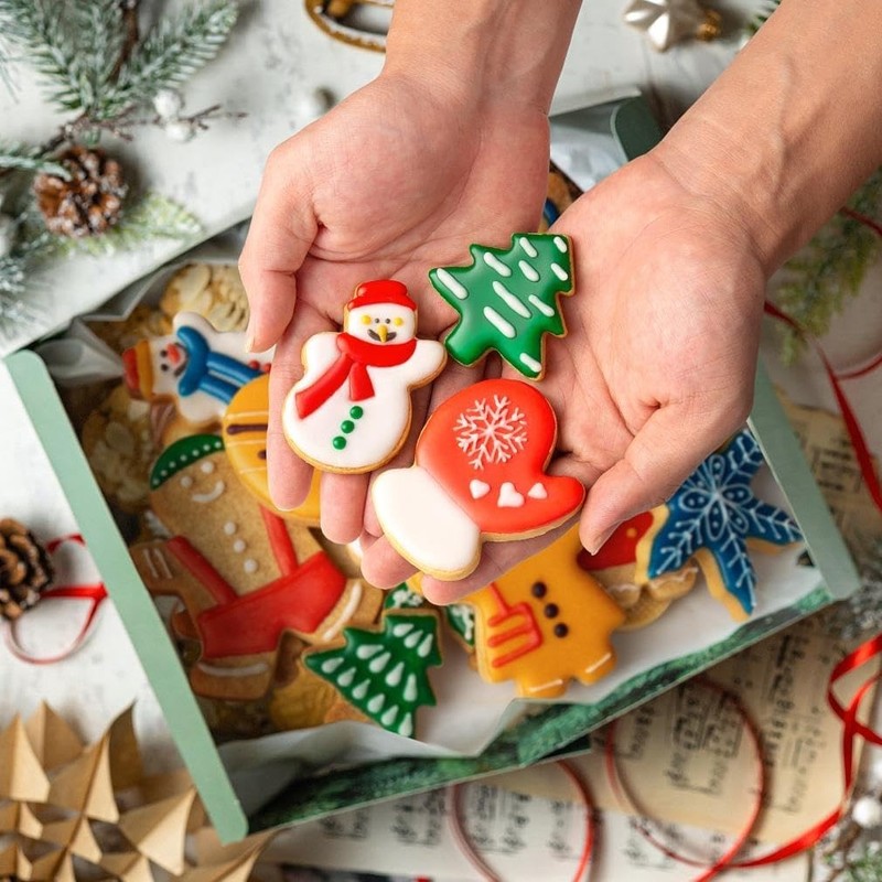 Christmas Cookie Cutter Set,18 Piece Stainless Steel Winter Christmas Cookie Cut gallery
