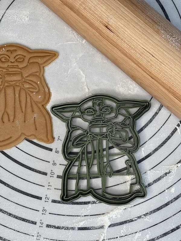 Grogu With Soup Bowl | The Mandalorian | Baby Yoda | Cookie Cutter 4 In gallery