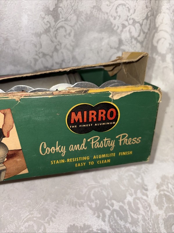 Classic Vintage 1950s Mirro Cooky & Pastry Press in Original Box w/ 15 Discs gallery