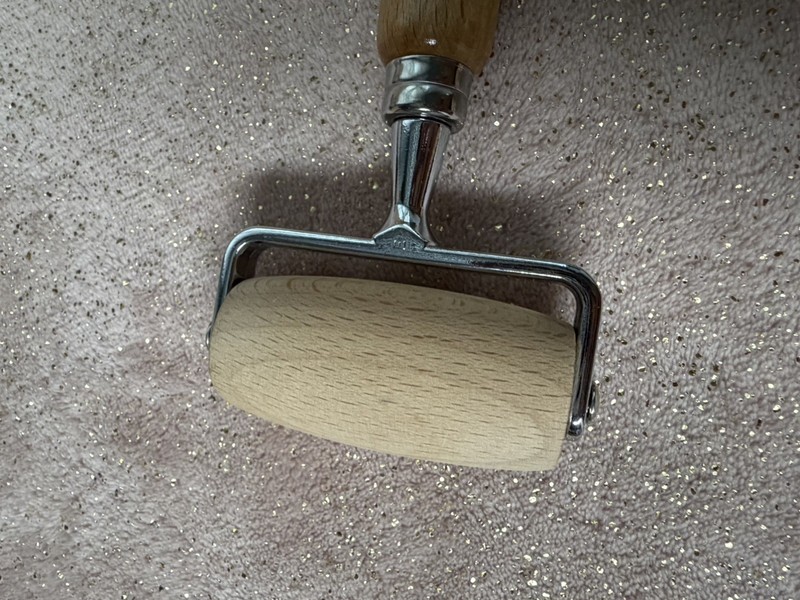 PAMPERED CHEF Dough Pizza Wooden Bakers Roller #1480 UNUSED Perfect Rolling Pin gallery