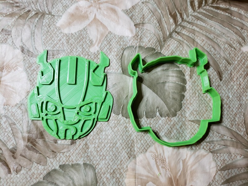 Transformers Bumblebee Cookie Cutter/Fondant Cutter/Playdoh Cutter