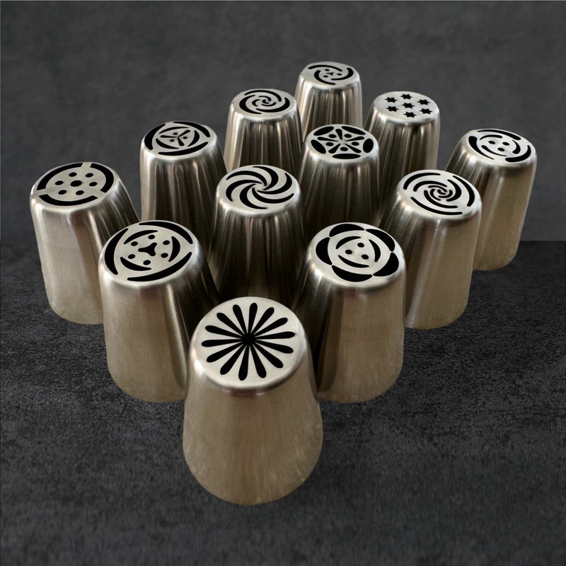 12pcs Russian Tips Cake Decorating Supplies Tulip Nozzle with 3 color coupler gallery