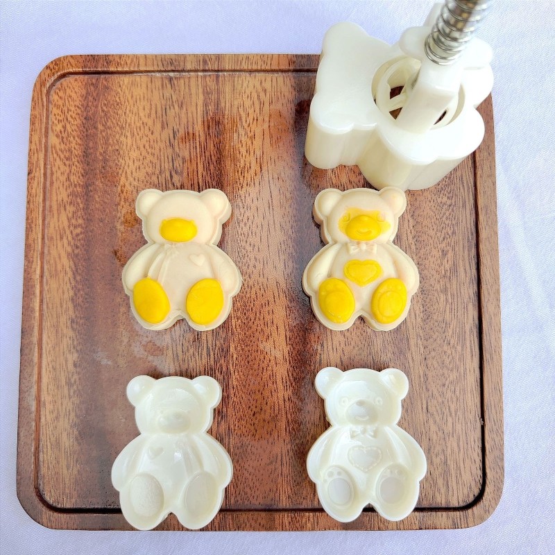 50g Plastic Material Mooncake Mold Beer Shaped Stamps Moon Cakes Moulds for DIY gallery