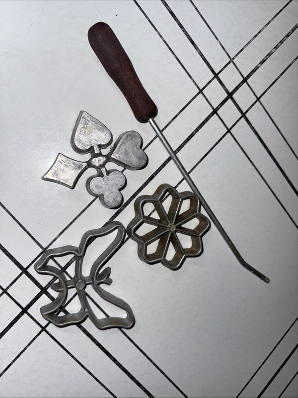 Vintage Rosette Iron Cookie Mold Set of 3 w/ Handle Cast Aluminum Pastry -Japan