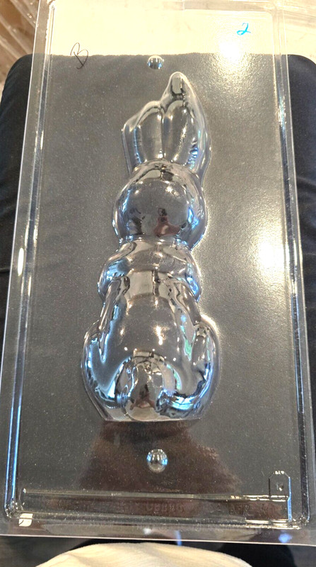 Chocolate Mold – 3D Mold – XLG Floppy Ear Bunny